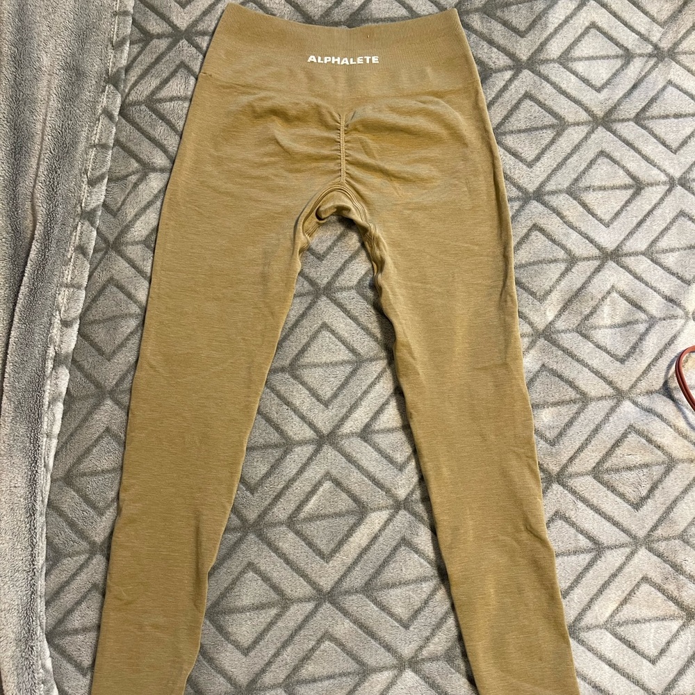 Alphalete amplify leggings